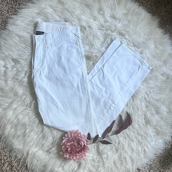 Express Jeans White Rocco Straight Leg Jeans - Picture 1 of 5